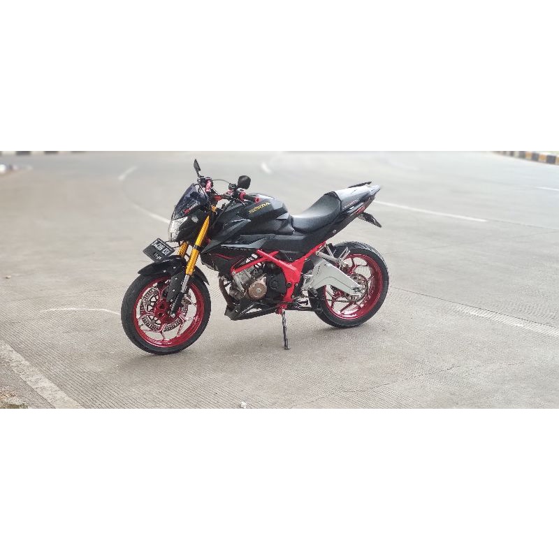 Swing Arm RD Racing Model Banana for CB150R