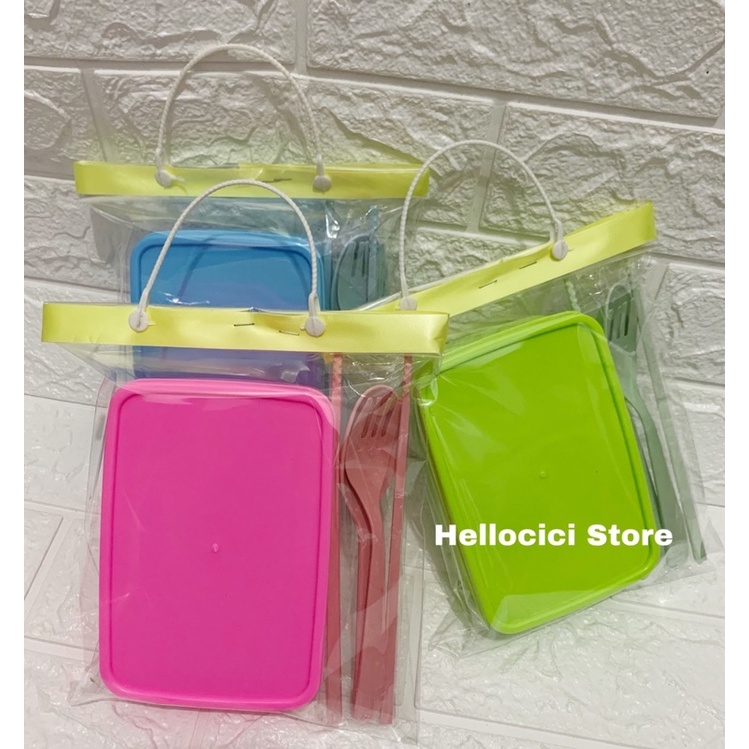 

SOUVENIR KEMASAN CANTIK LUNCH BOX + SET SENDOK ULTAH