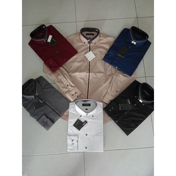 Kemeja Alisan Slimfit Polos Kombinasi Garis Lengan Panjang motif