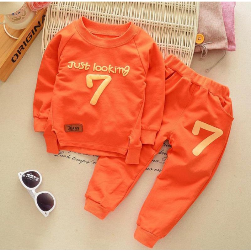 SET JOGER ANAK TERKINI MOTIF JUST LOOKING 1-5 THN