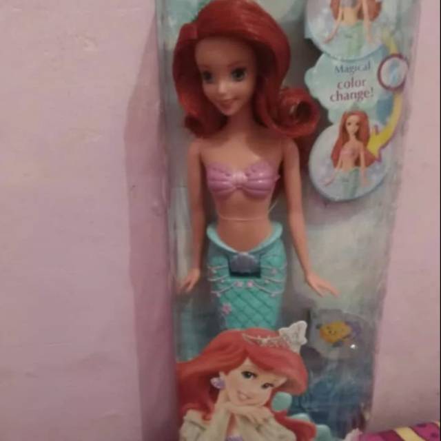 R1 15A Barbie - Disney Princess Ariel The little Mermaid Magical Color Change