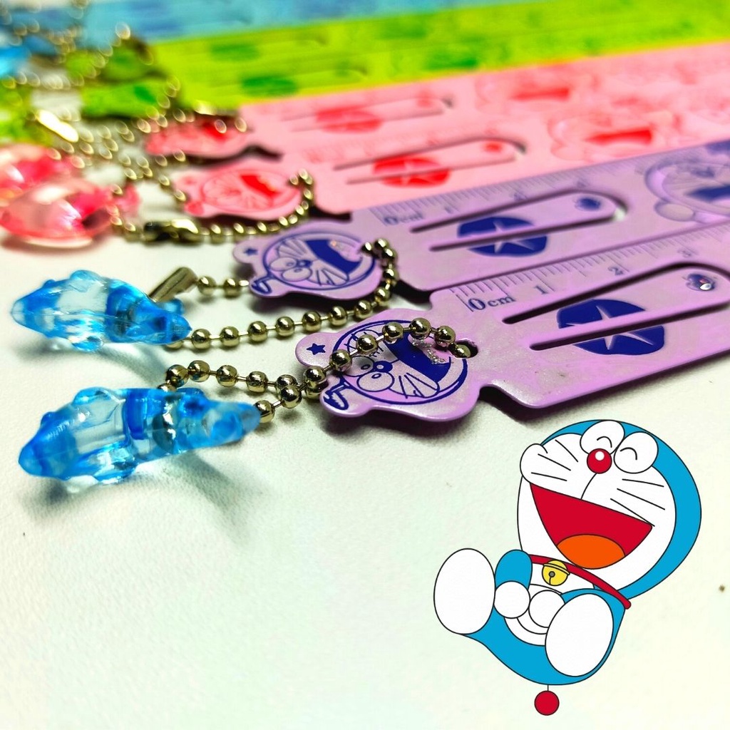 

Penggaris Besi dan Pembatas Buku 2 in 1 Bahan Besi Karakter Doraemon (4 warna)