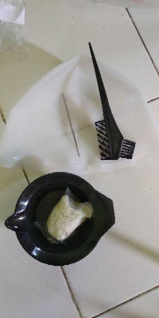 Sarung Tangan (karet) / Rubber Gloves / Latex Gloves (per Pasang)