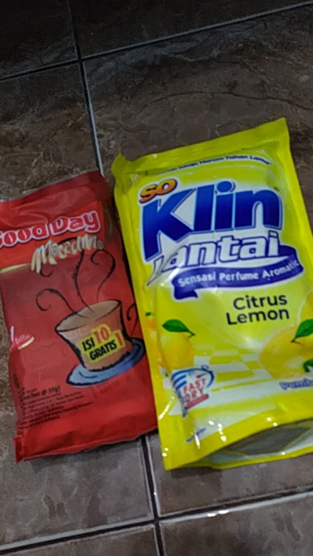 So Klin Pembersih Lantai All Varian 800ml