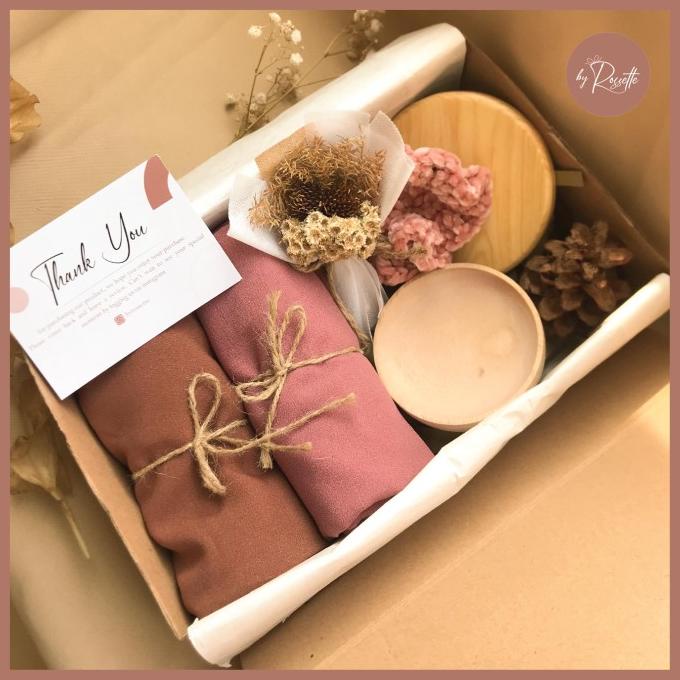 

Best Product!!! Gift Box Hampers Hijab Instan Cutlery Set | Kado Wisuda Ulang Tahun - Paling Diminati