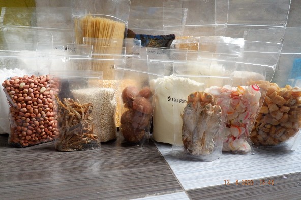 Plastik Standing Pouch Berdiri Zipper Lock 10 X 17 Kemasan Pudot Minuman Kekinian (250 Gr)