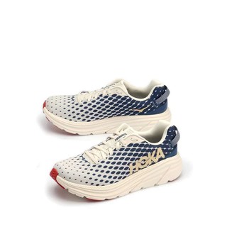 hoka tor low