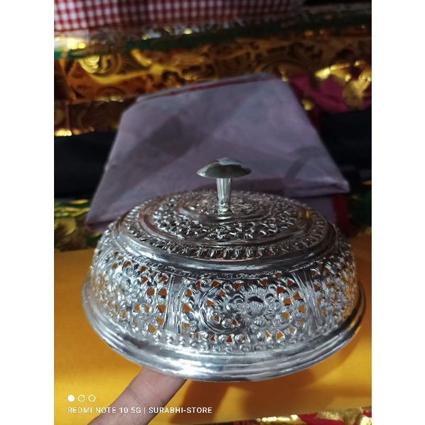 Saab Tutup bokor slaka