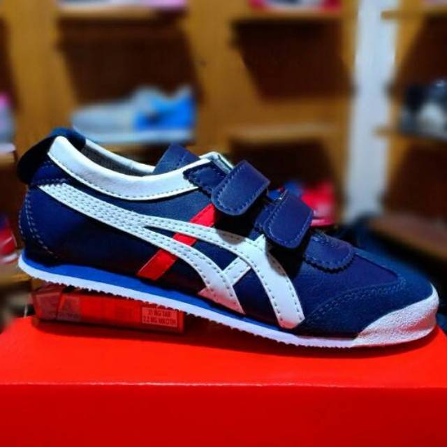SEPATU ASIC TAIGER