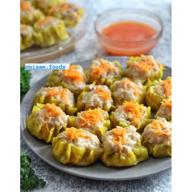 

Dimsum ayam/siomay ayam/ Frozen food/ cemilan kekinian/ perbox isi 8pcs