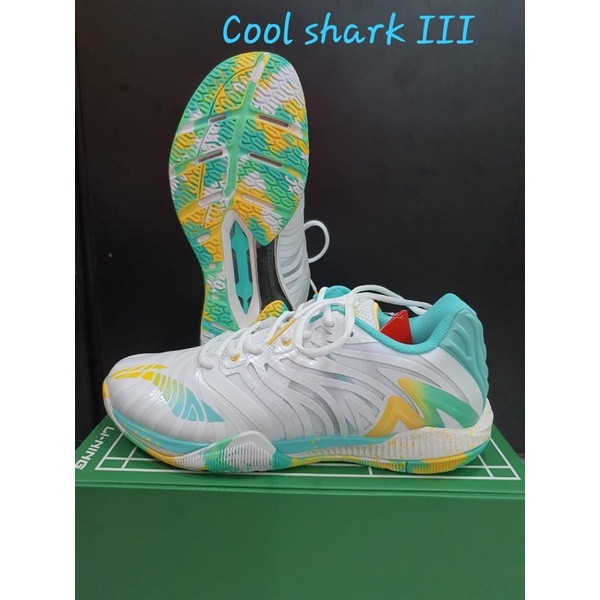 Sepatu Badminton Lining Cool Shark III