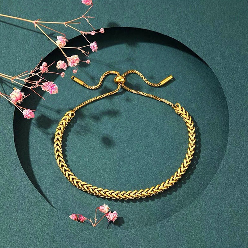 Gelang Titanium Serut Lapis Emas 18K Wanita Anti Karat Aksesoris Korea