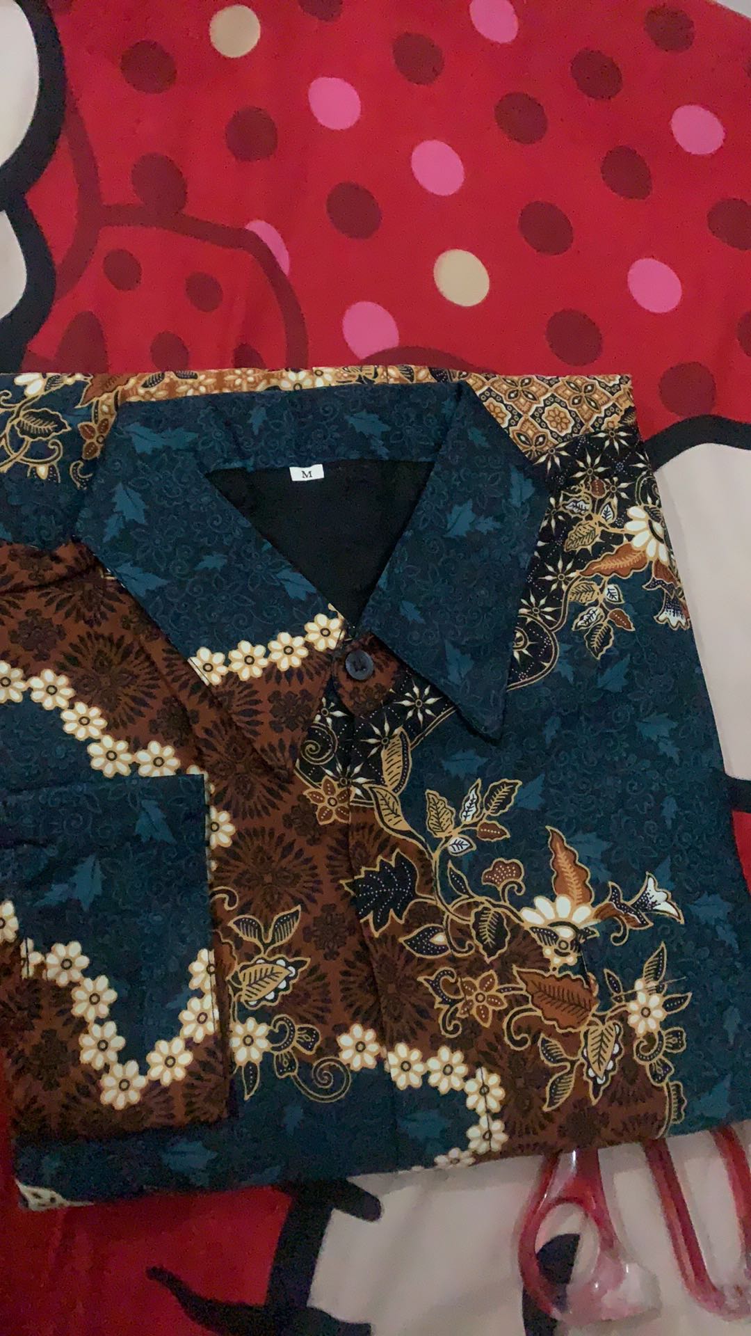 Kemeja Batik Pria Semi Sutra Silky Premium Puring Istimewa