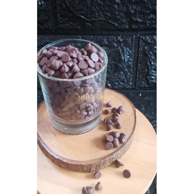 

Choco chips paku merk elmer