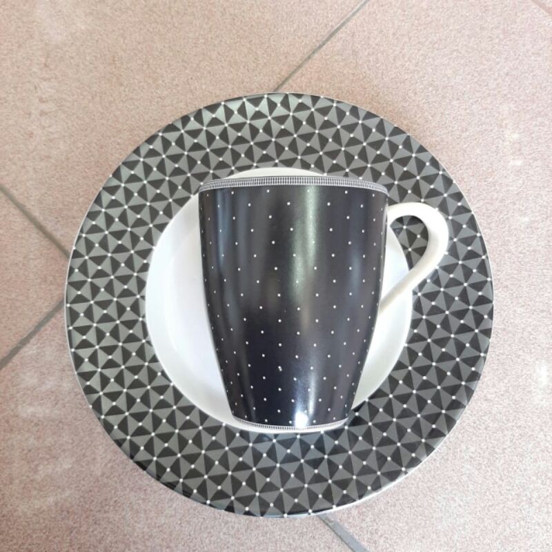 [SET] PIRING DAN GELAS KERAMIK HIAS SANGO CANTIK MOTIF POLKA POLKADOT HITAM PUTIH MONOKROM