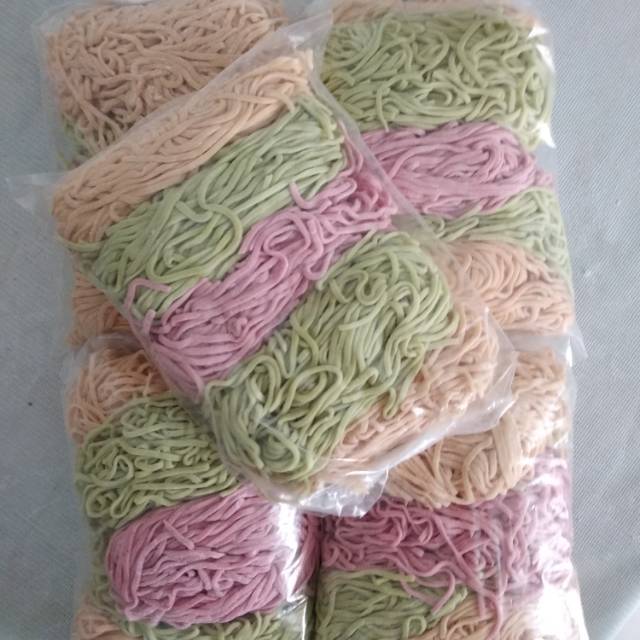 

Mie Basah Organik Pelangi Mentah 1/2kg