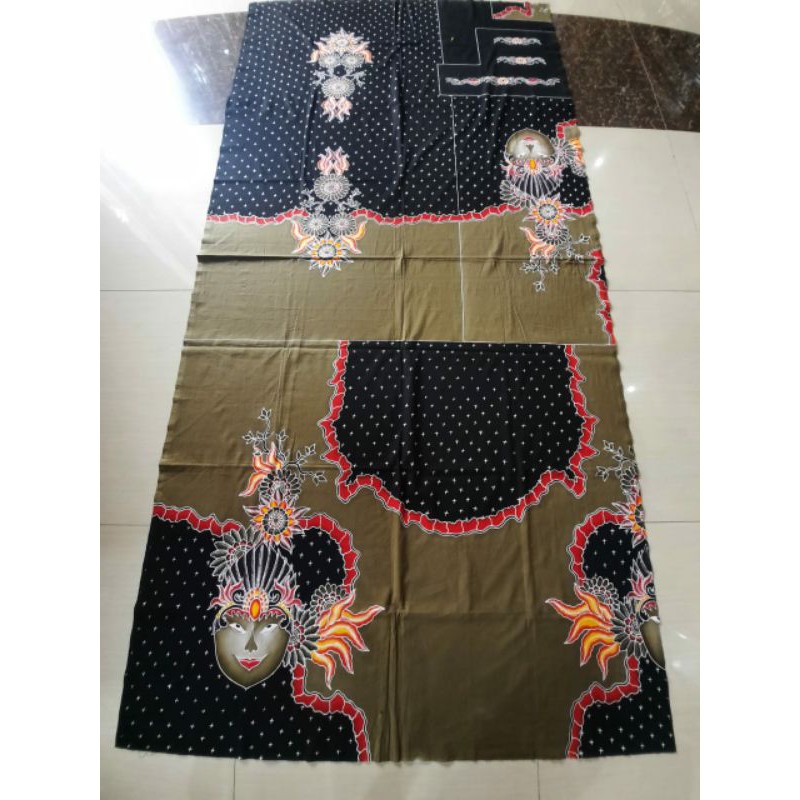 Kain Batik Tulis Madura Sumenep. Pola Design