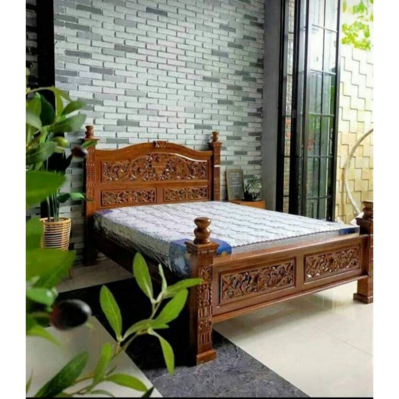 DIPAN UKIR KAYU JATI / TEMPAT TIDUR JEPARA RAHWANA