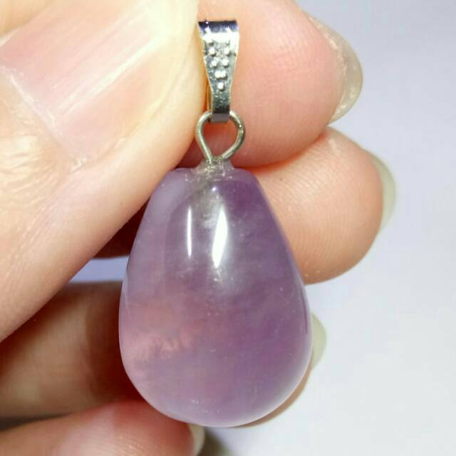 C012. 23,25Cts Liontin Cantik Batu Kecubung Lavender Ungu. Natural Purple Amethyst Teradrop Pendant