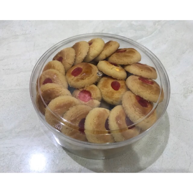 

Kue blueberry tumbprint/ strawberry tumbprint/kue kering lebaran/ hari raya/ idul fitri /cookies