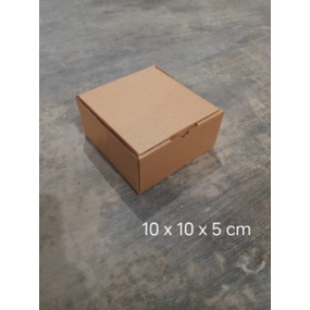 

BOX TAMBAHAN UNTUK MEDALI