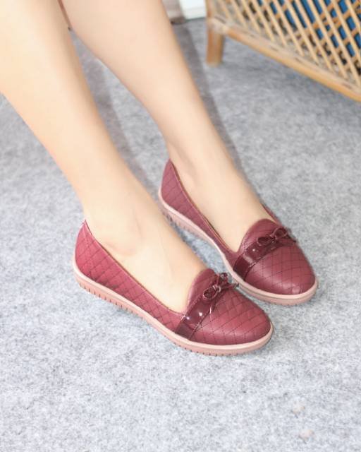 Sepatu flat BLA 02