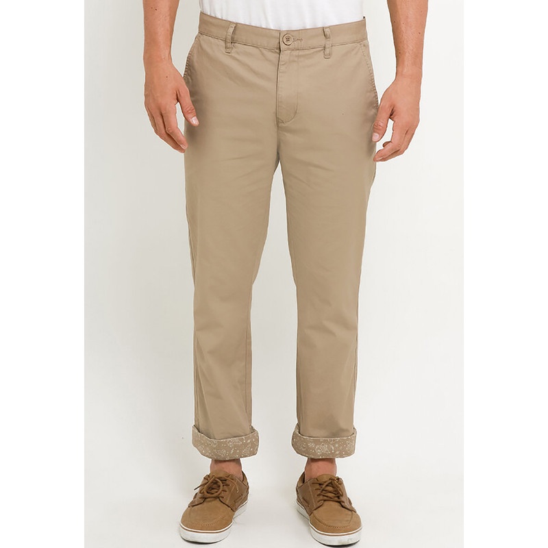 Giordano Essential Khakis Fantasia Pria