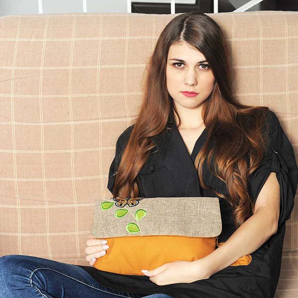 Tas Kanvas Clutch Maika etnik KAMMAYA MUSTARD untuk Wanita