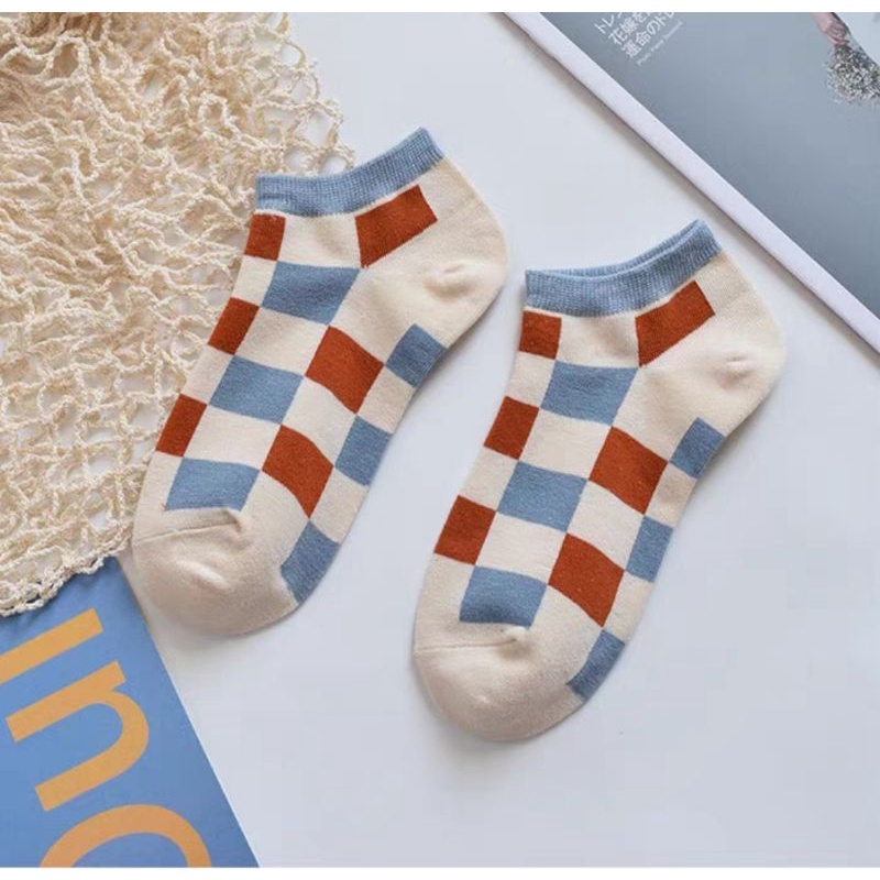 [ COD ] Kaos Kaki Wanita Pria Motif Kotak Catur Garis Polos Simple New Fashion Korean Style Socks Breathable Gaya Korea / Kaos Kaki Pendek Unkle Sock-Kotak Coklat