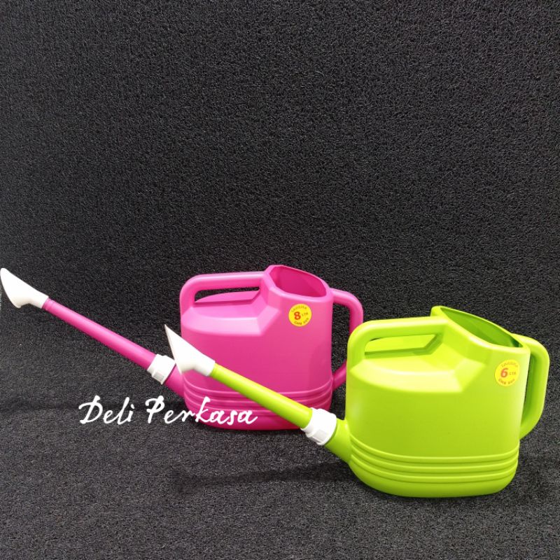 gembor air penyiram tanaman