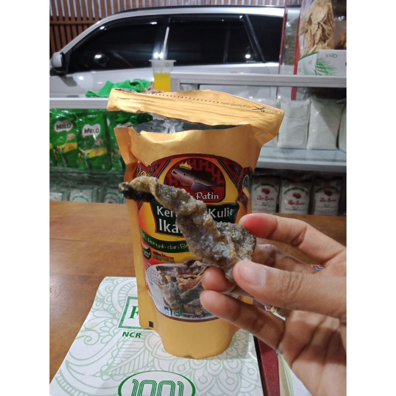 

Kerupuk ikan patin