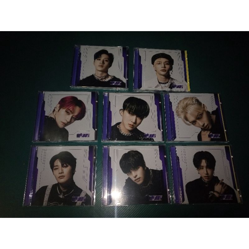 Jewel case oddinary Bangchan leeknow Changbin hyunjin Han Felix seungmin in