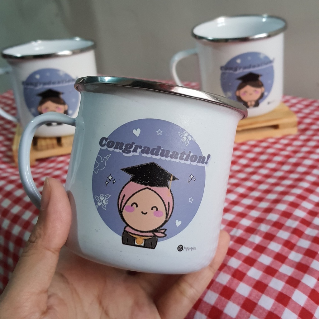 

GRADUATION #1 PACKAGE GIFT/HAMPERS/MUG ENAMEL GIRLS EDITION by pagi.sunshine
