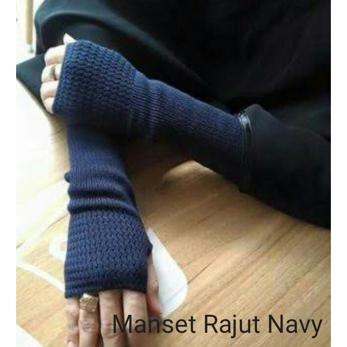 Handsock rajut jempol / manset rajut