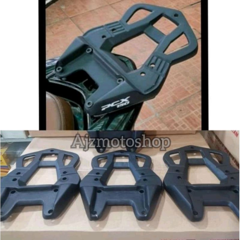 Breket top box PCX 150