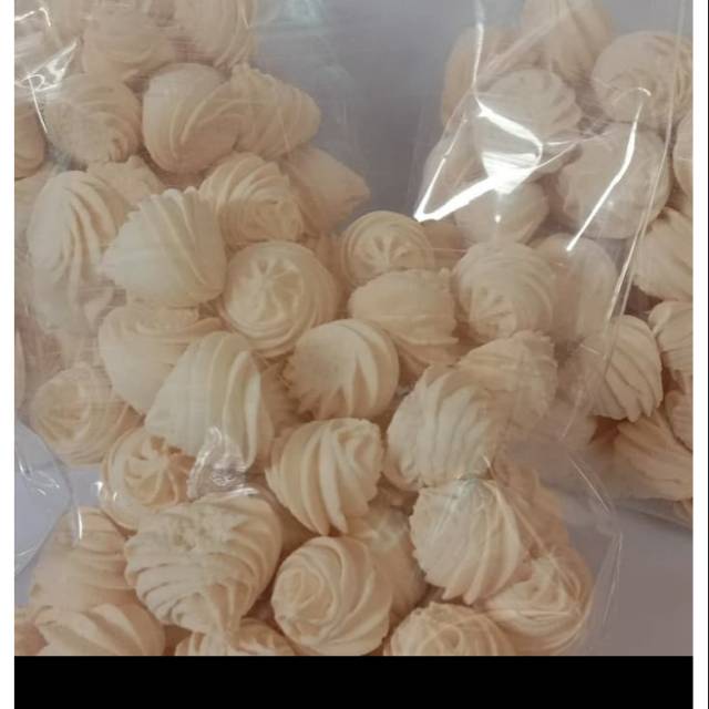 

KUE SAGU ( SNACK KILOAN 250 GR )