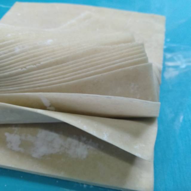 

Kulit pangsit rebus / kulit pangsit goreng