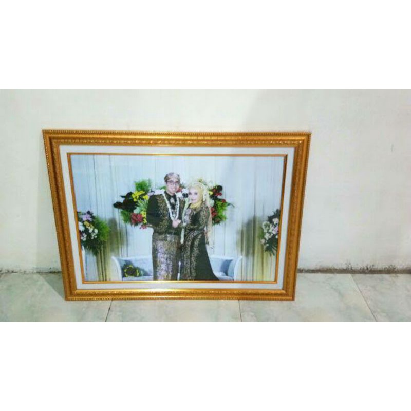 Cetak foto ukuran 16R + Bingkai (tanpa kaca) proses cepat