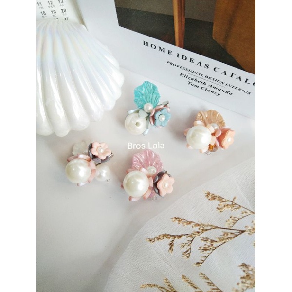 Lala Blooming Brooch Series Bros bunga pastel banyak model