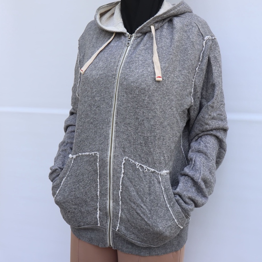 THRIFT HOODIE SECOND BRANDED ORIGINAL / HOODIE BRAND / HOODIE SECOND / HOODIE OVERSIZE / HOODIE GEMO