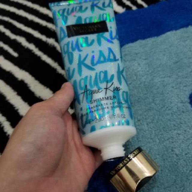 Victoria Secret Aqua Kiss Shimmer fragrance lotion