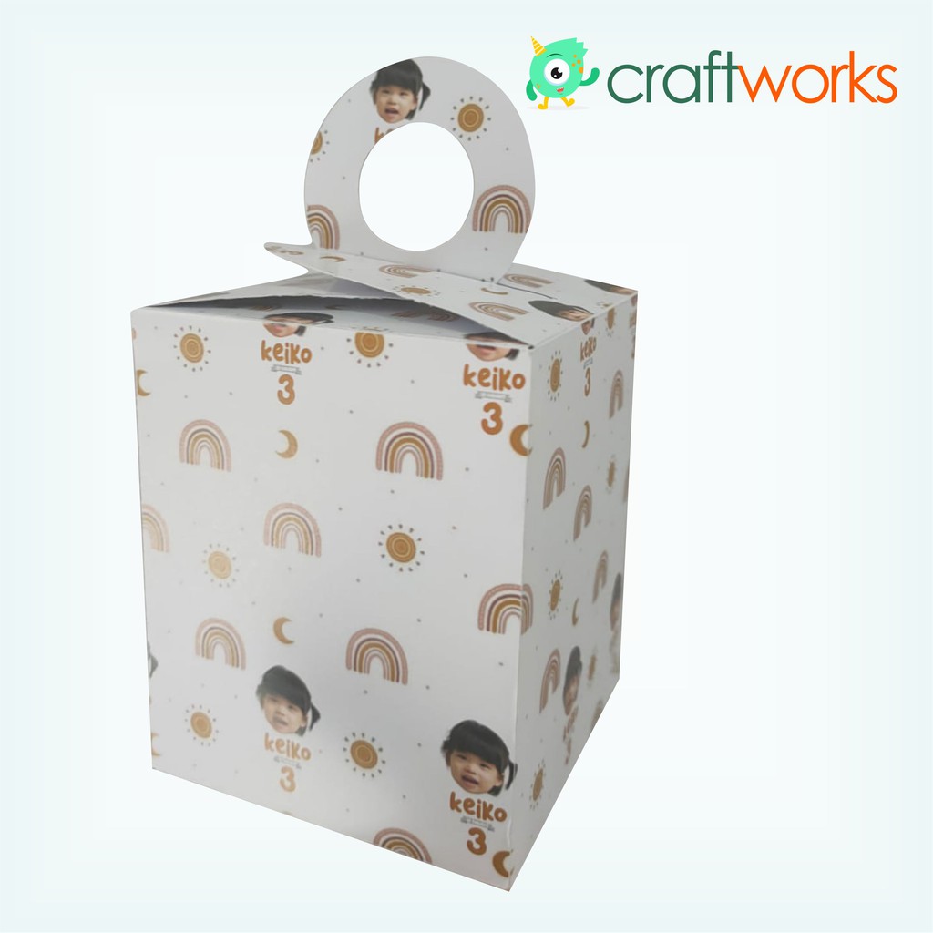 

CUSTOM SOUVENIR BOX / CUSTOM DUS 9 x 11 CM - TANPA LAMINATING