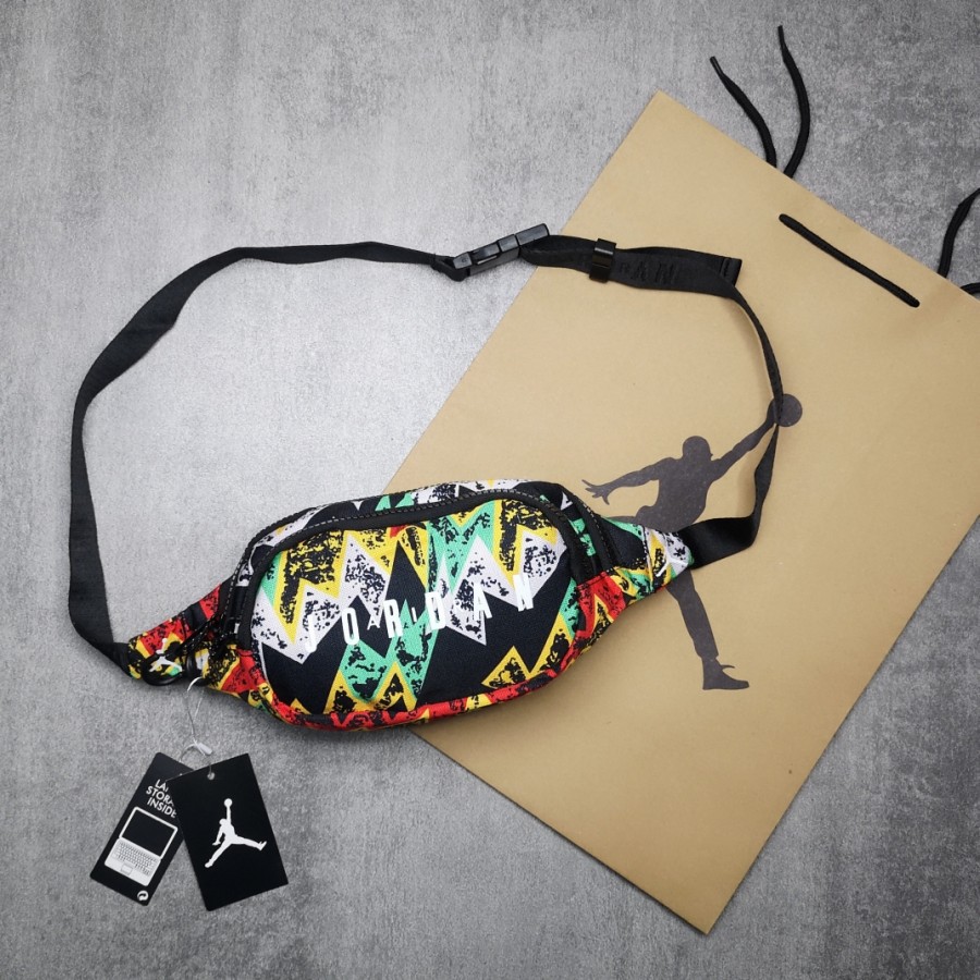 

AIR JORDAN WAIST BAG ART COLOUR WITH PAPERBAG