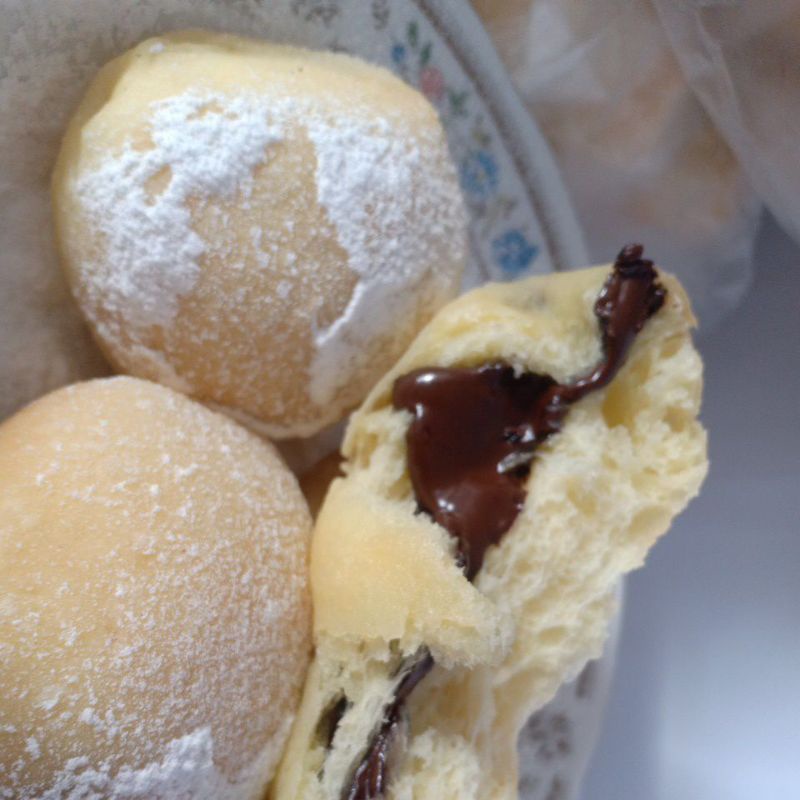 

roti goreng coklat lumer