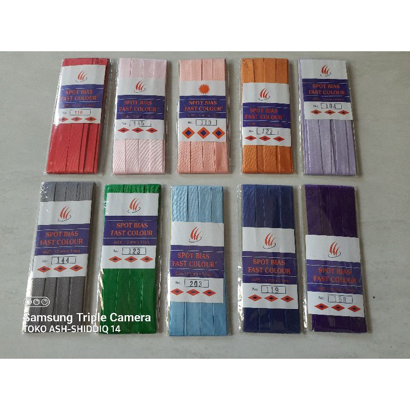 bisban pita satin polos