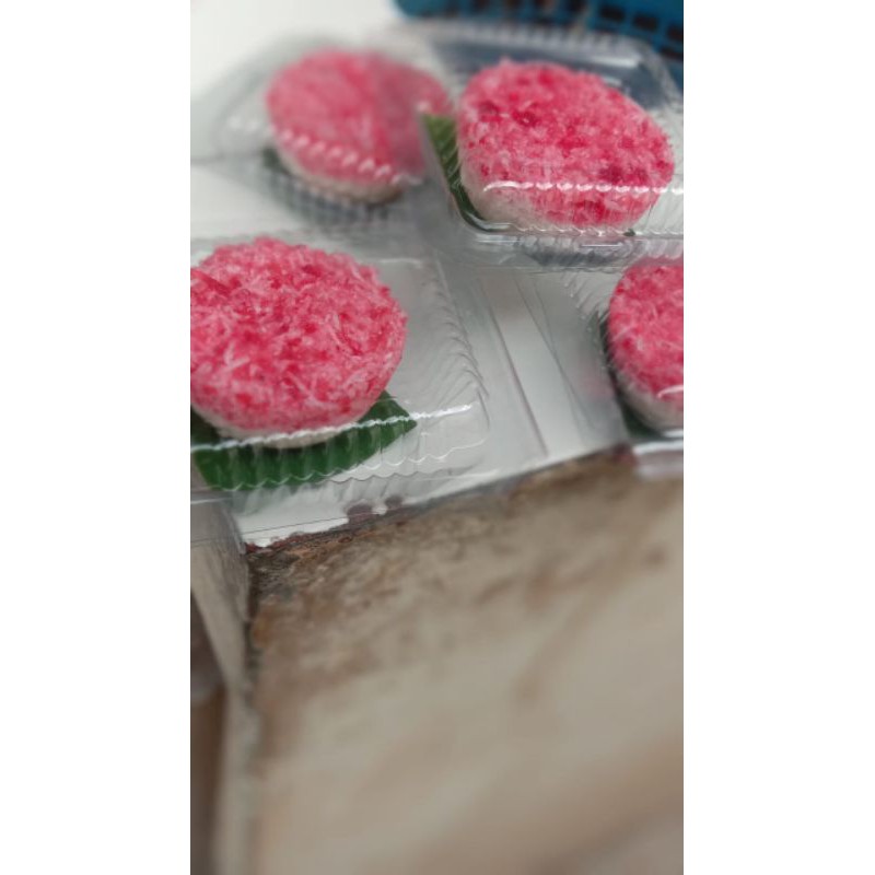 

Kue Sengkulun