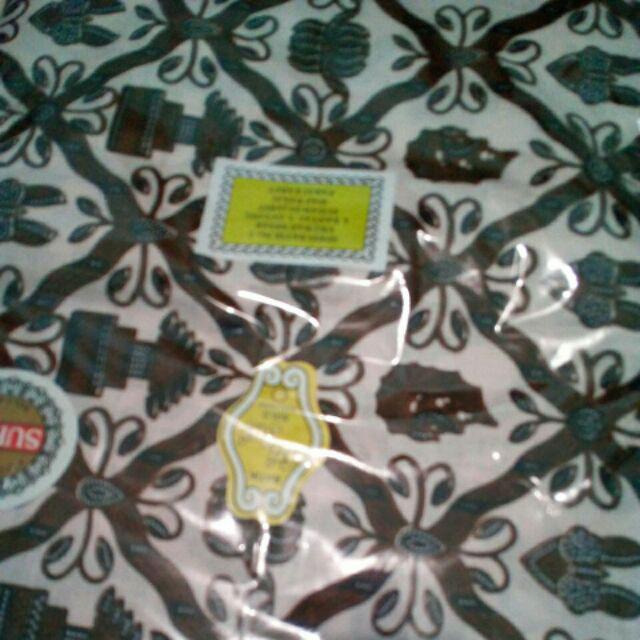 Sprei Batik Kawung Kecil Ukuran 180x200cm 4 Sarung Bantal 2 Sarung Guling