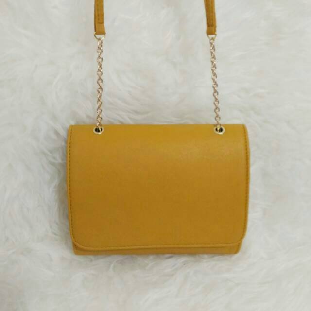 ( Mustard ) HnM Medium Clutch Tas Fashion H&M Kuning Kunyit Bahan