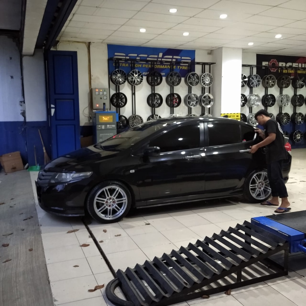 VELG HONDA CITY RING 17 RATA BODY #HSR BOON