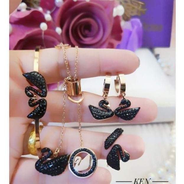 Titanium Set Perhiasan Wanita motif Angsa Hitam Terlaris Fh12